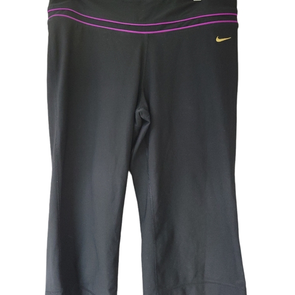 Nike Pants - COPY - Nike capris